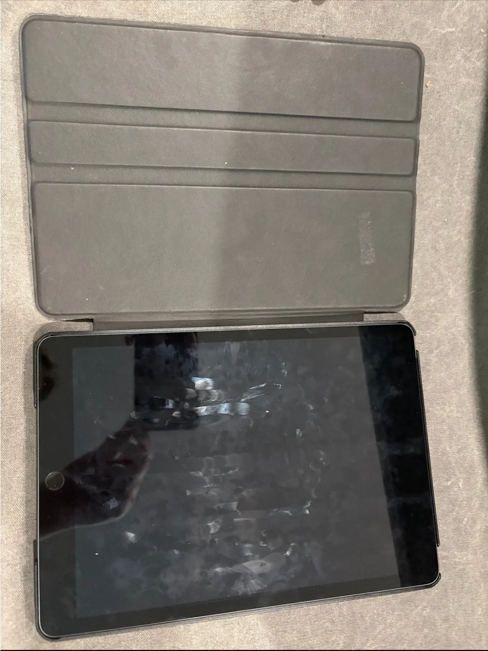 Apple 9th Gen IPad